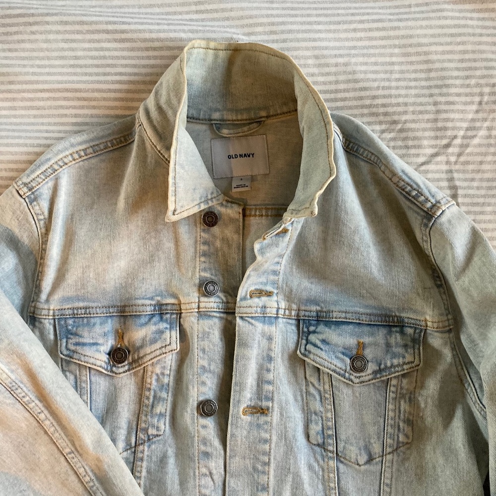 Old Navy Light-Wash Built-In Flex Jean Jacket